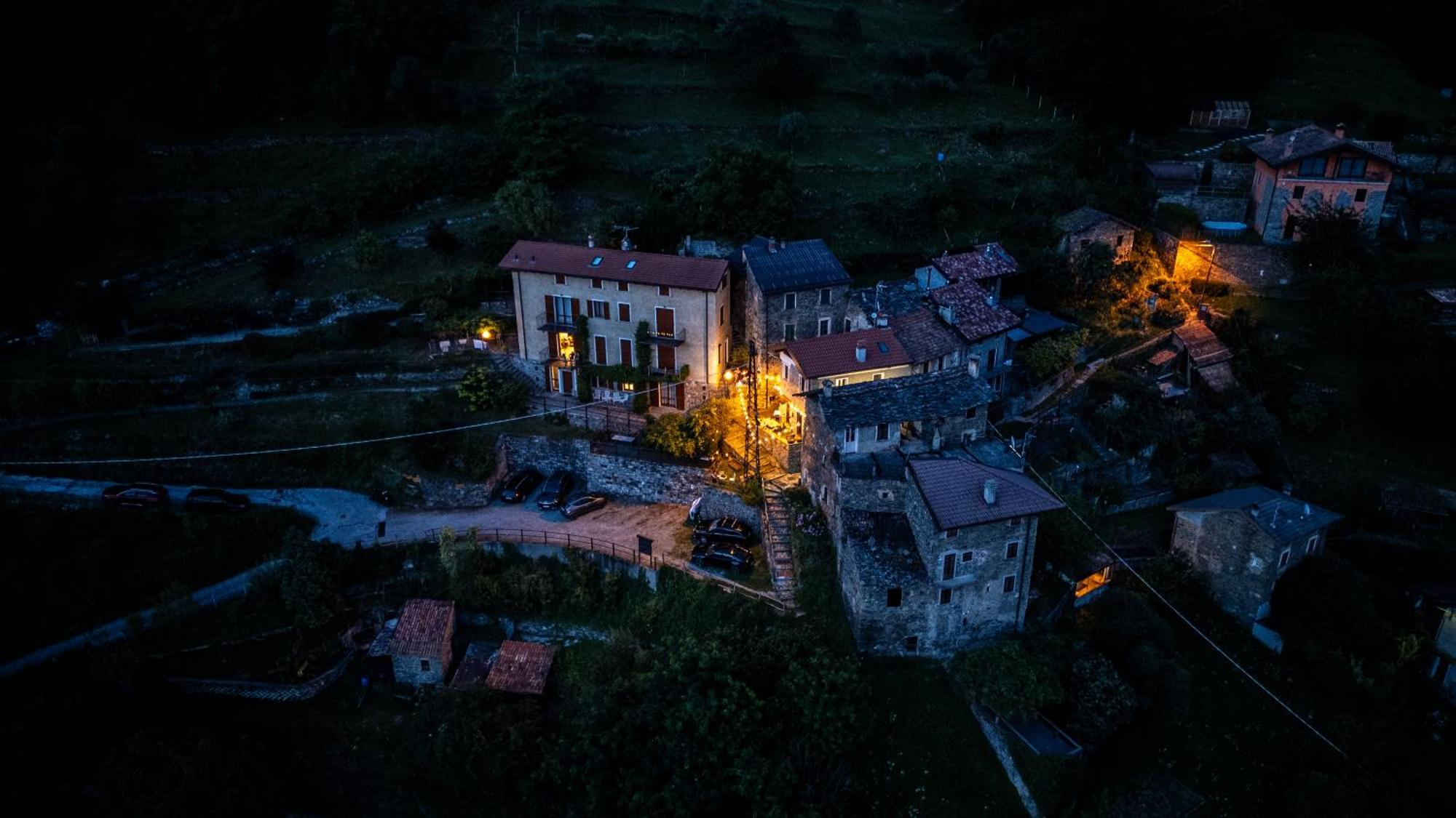 Rustico Verginate Bellano Bagian luar foto